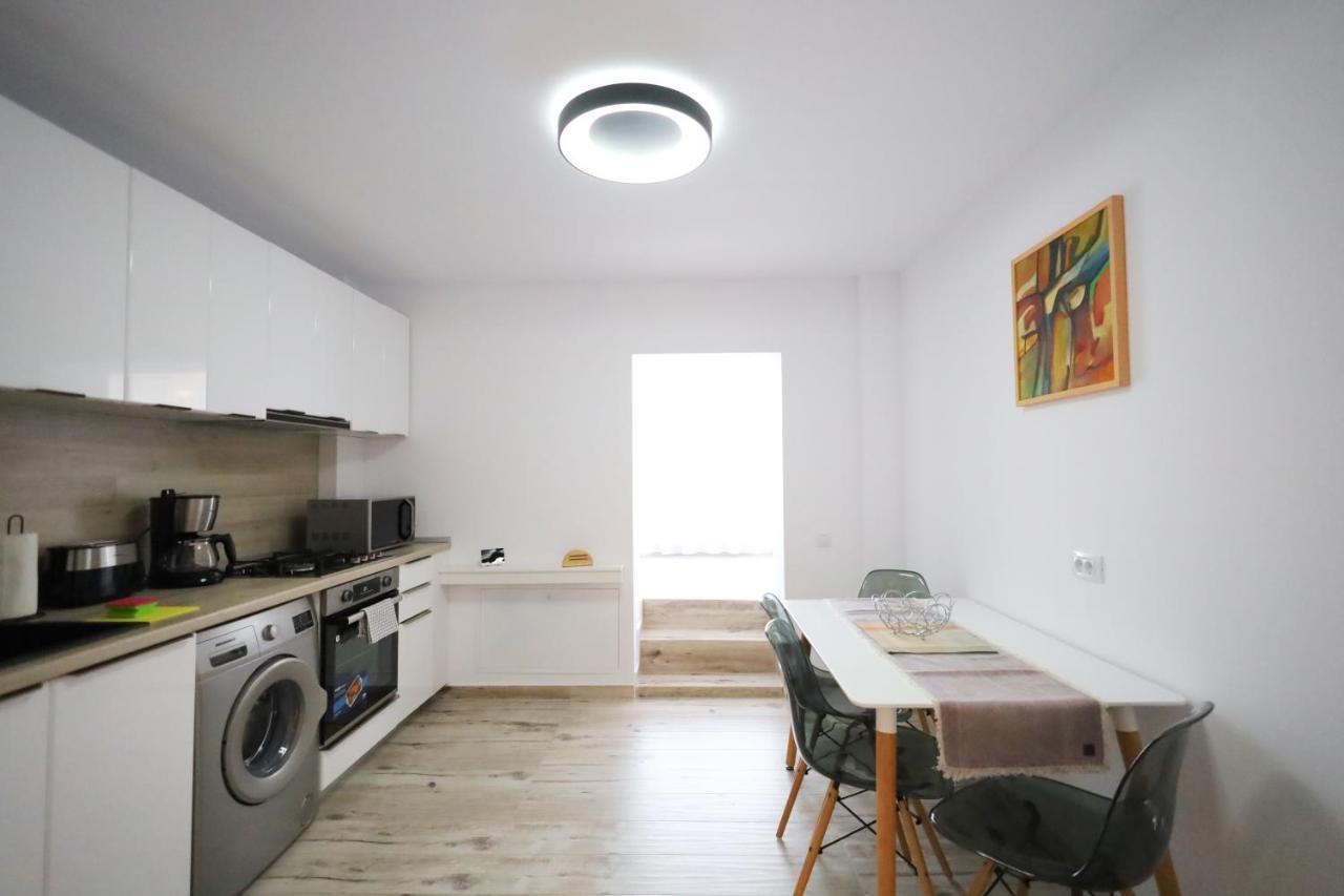 Apartament Patrick Gura Humorului Eksteriør billede