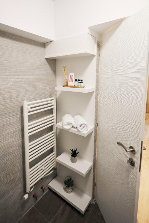 Apartament Patrick Gura Humorului Eksteriør billede